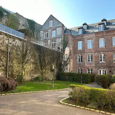 Les Du Phare Honfleur